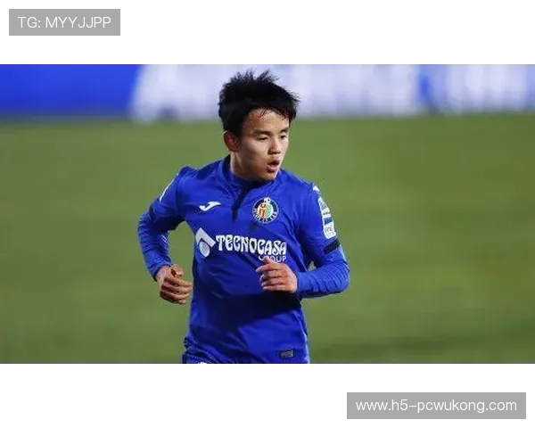 久保建英：比利亚雷亚尔短暂停留后的生涯调整分析