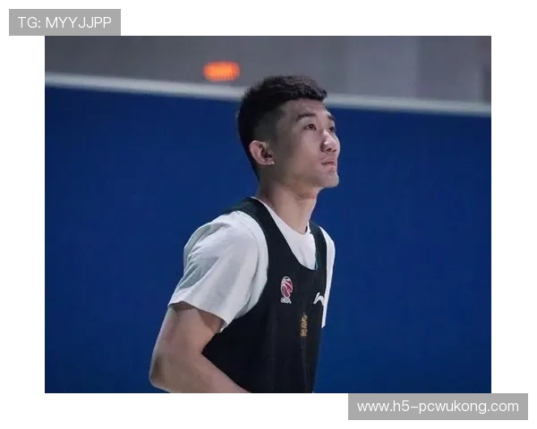 孙铭徽训练完直接去夜市撸串，自律人设崩了？