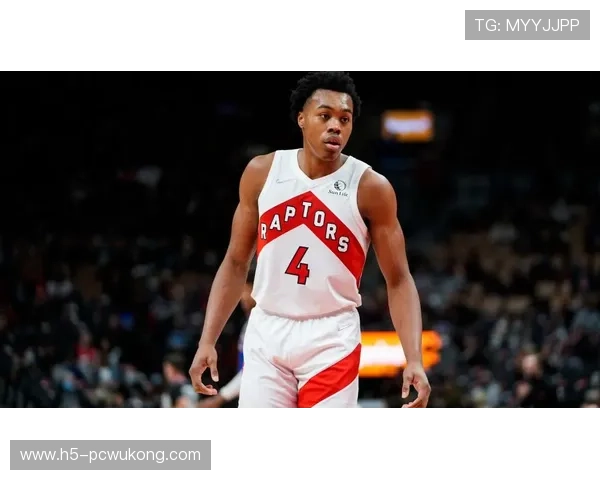 斯科蒂·巴恩斯无球跑动效率优于队友，助力球队进攻拉开空间