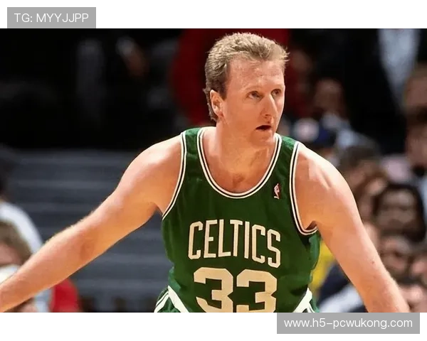 拉里·伯德传球组织效率高于同代核心，提升队友得分稳定性